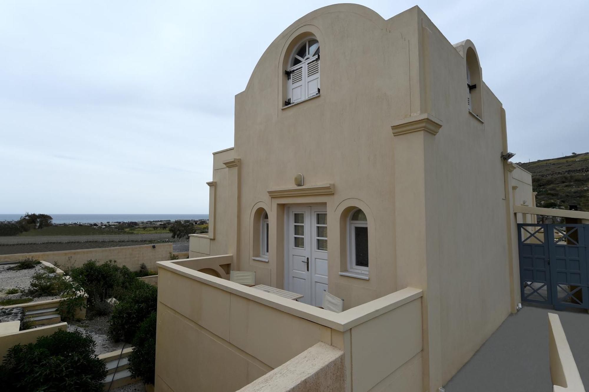 بيريفولّوس Leon Lux Apartments المظهر الخارجي الصورة