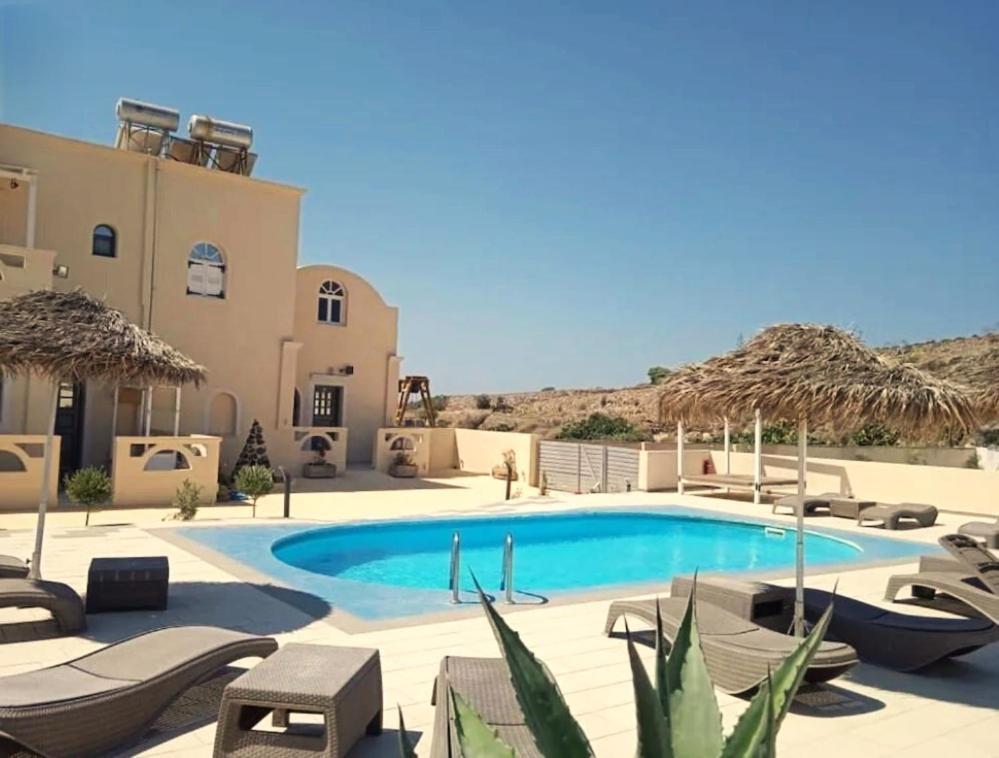 بيريفولّوس Leon Lux Apartments المظهر الخارجي الصورة