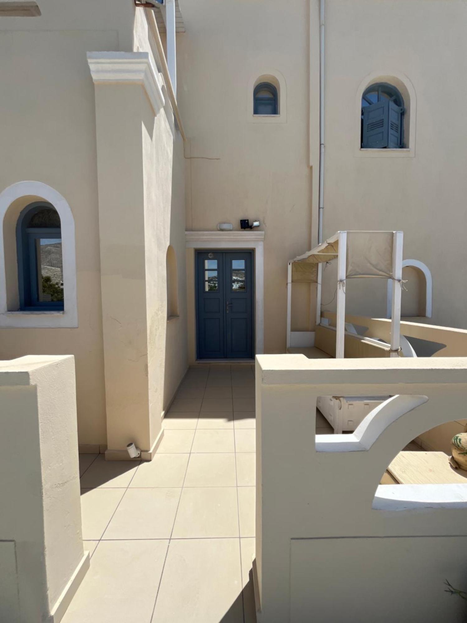 بيريفولّوس Leon Lux Apartments المظهر الخارجي الصورة