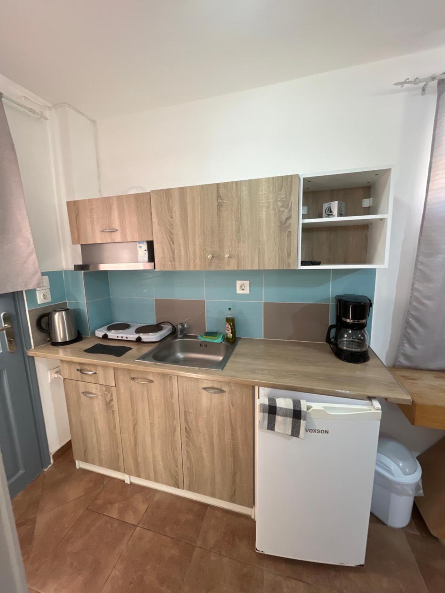 بيريفولّوس Leon Lux Apartments المظهر الخارجي الصورة