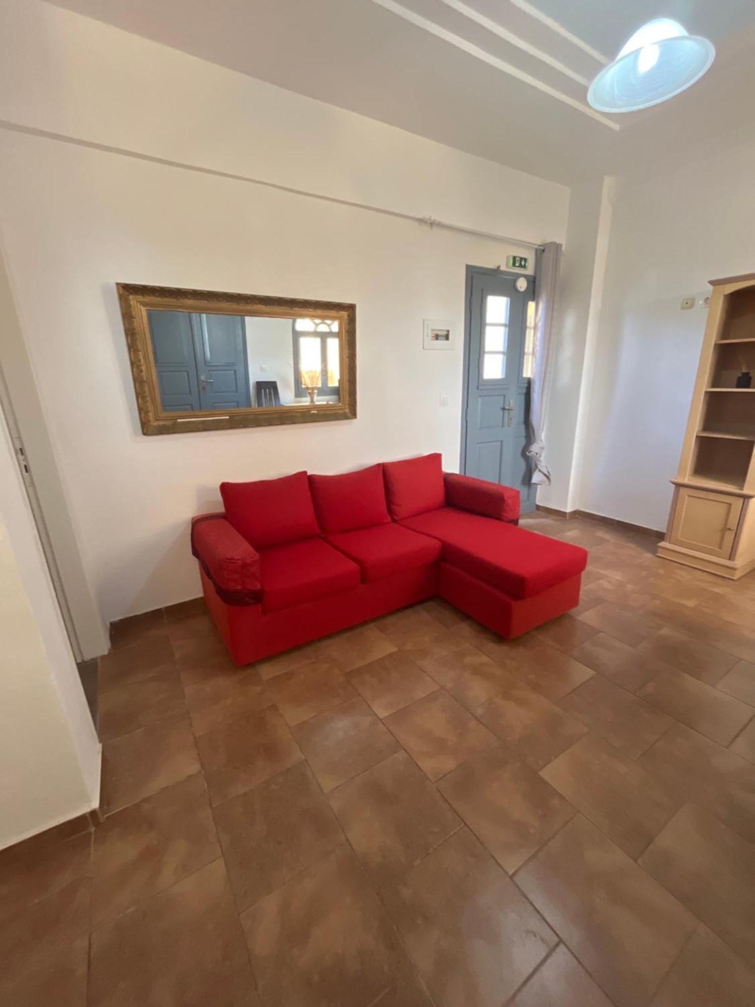 بيريفولّوس Leon Lux Apartments المظهر الخارجي الصورة